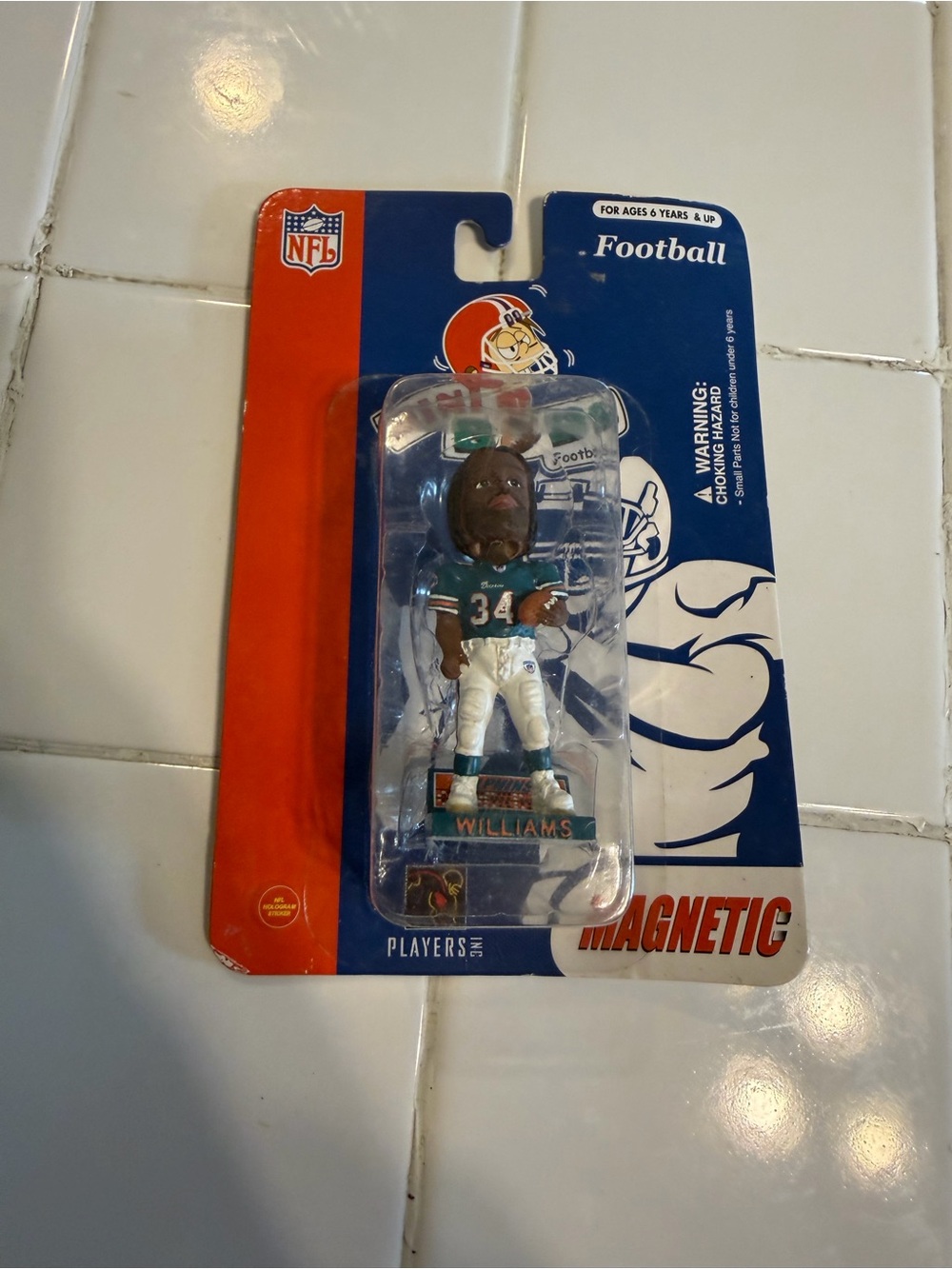 Forever Collectibles Miami Dolphins Teal & White Magnetic Football Player Figure